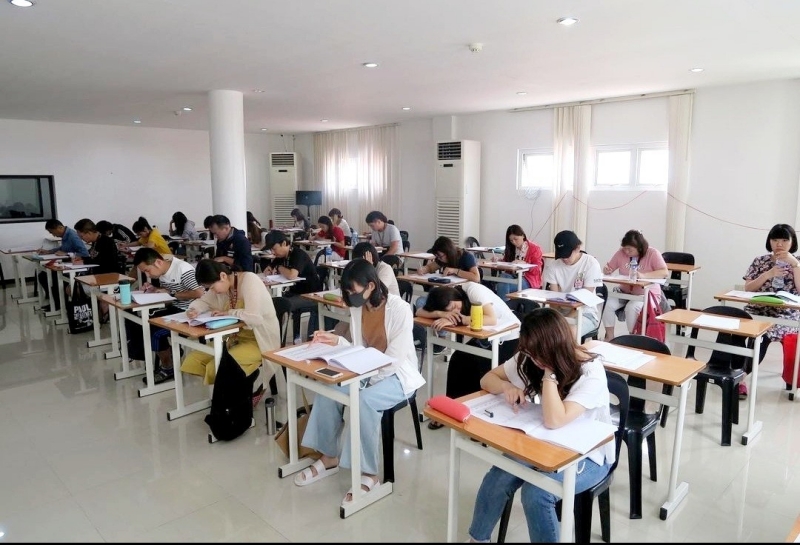 フィリピン留学 Cebu21 - EG Academy-Class & EG-1